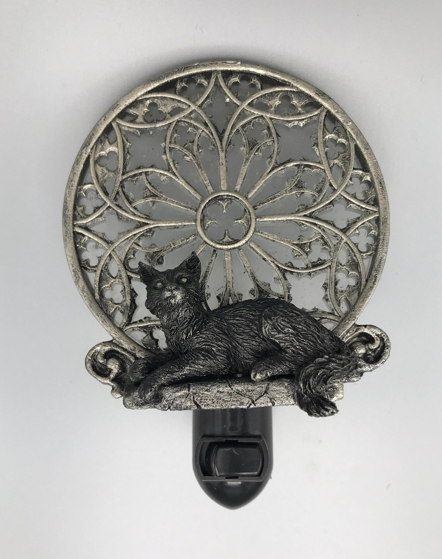 Cat and Gothic Cathedral Window Nightlight, Resin Sculpture | Medieval Gothic Night Light | Black Cat Lighting for Gothic Fantasy Home Decor