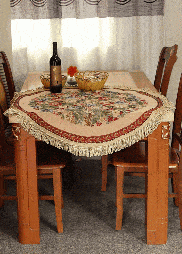 Tache Festive Red Yuletide Blooms Tapestry Tablecloths (5598)
