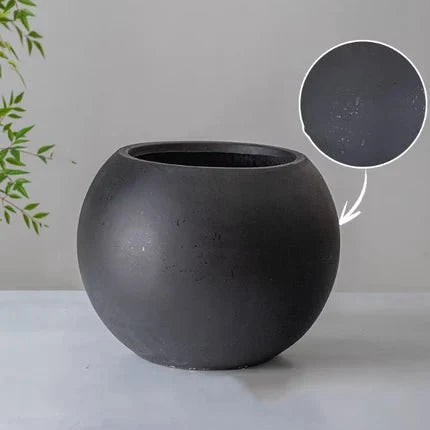 Round Magnesium Clay Planter