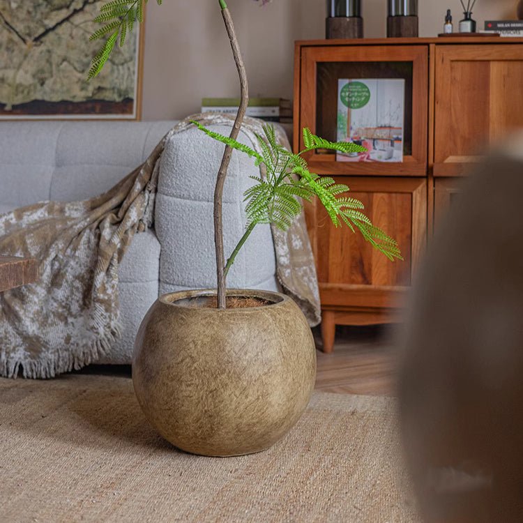 Round Magnesium Clay Planter