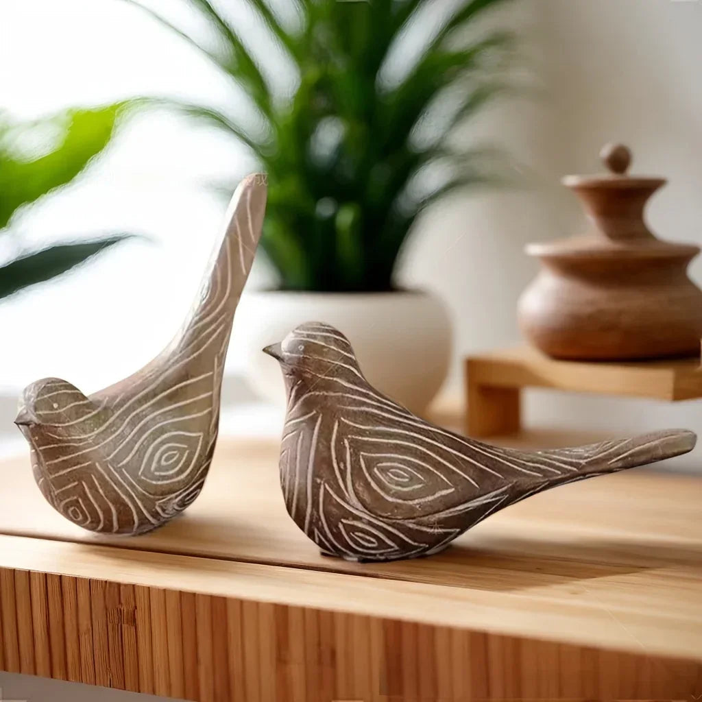 Bird Statues - Decorative Wood Grain Lovebirds