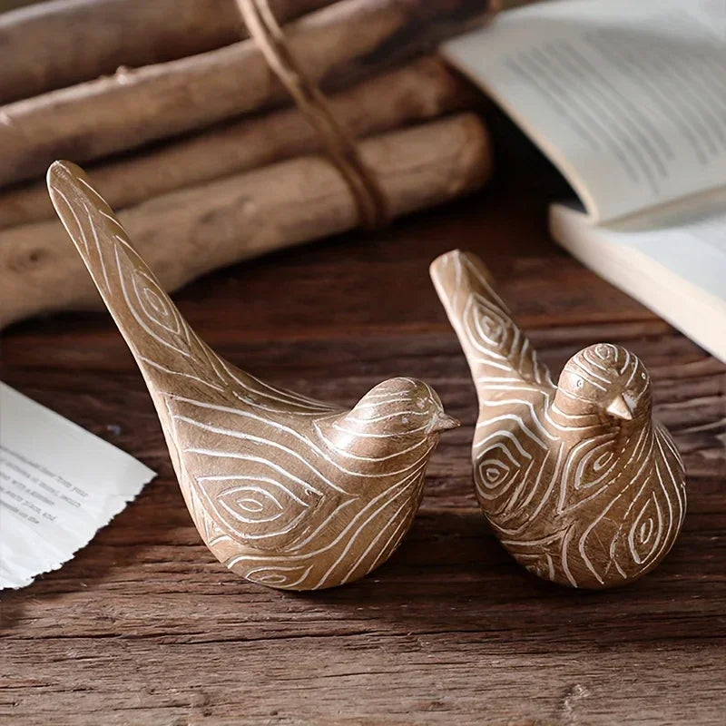 Bird Statues - Decorative Wood Grain Lovebirds