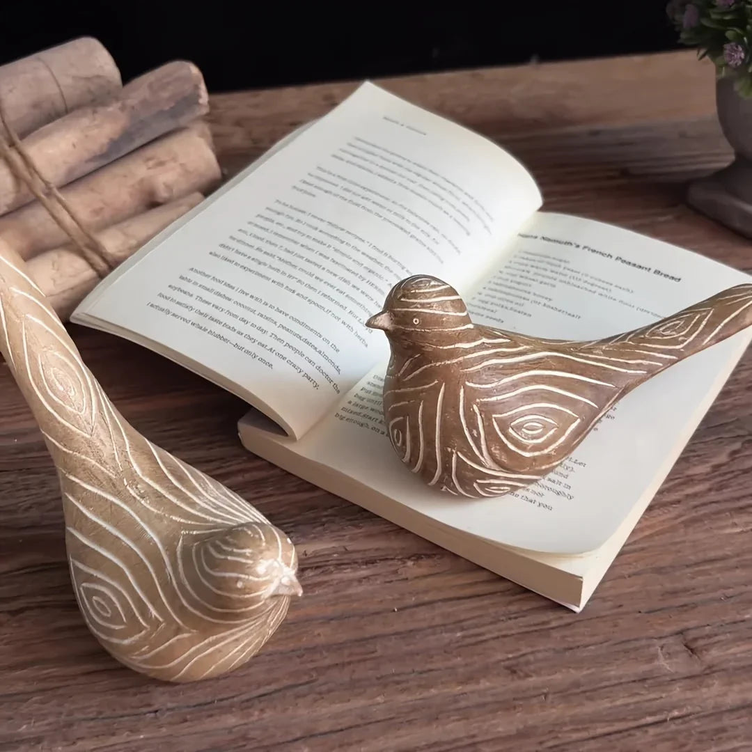 Bird Statues - Decorative Wood Grain Lovebirds
