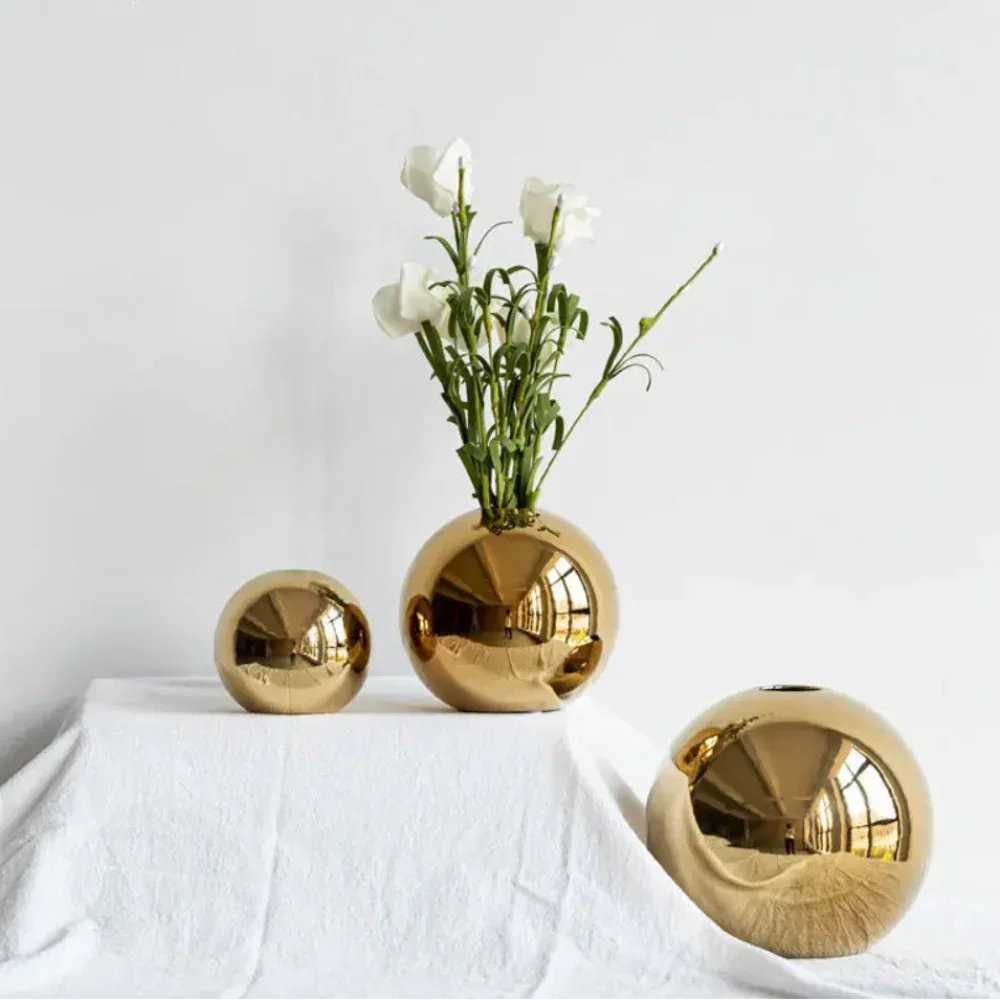 Ceramic Golden Ball Vase with Unique Rounded Design