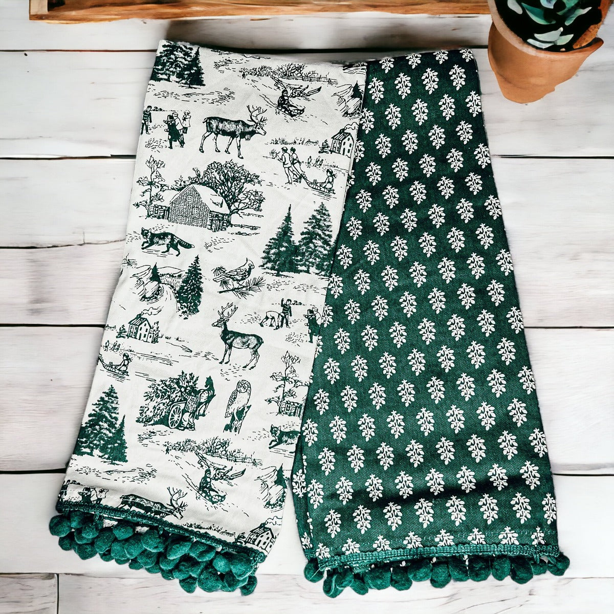 Forest Green Christmas Dish Towels Of 2 - 100 Percent Cotton Super Absorbent