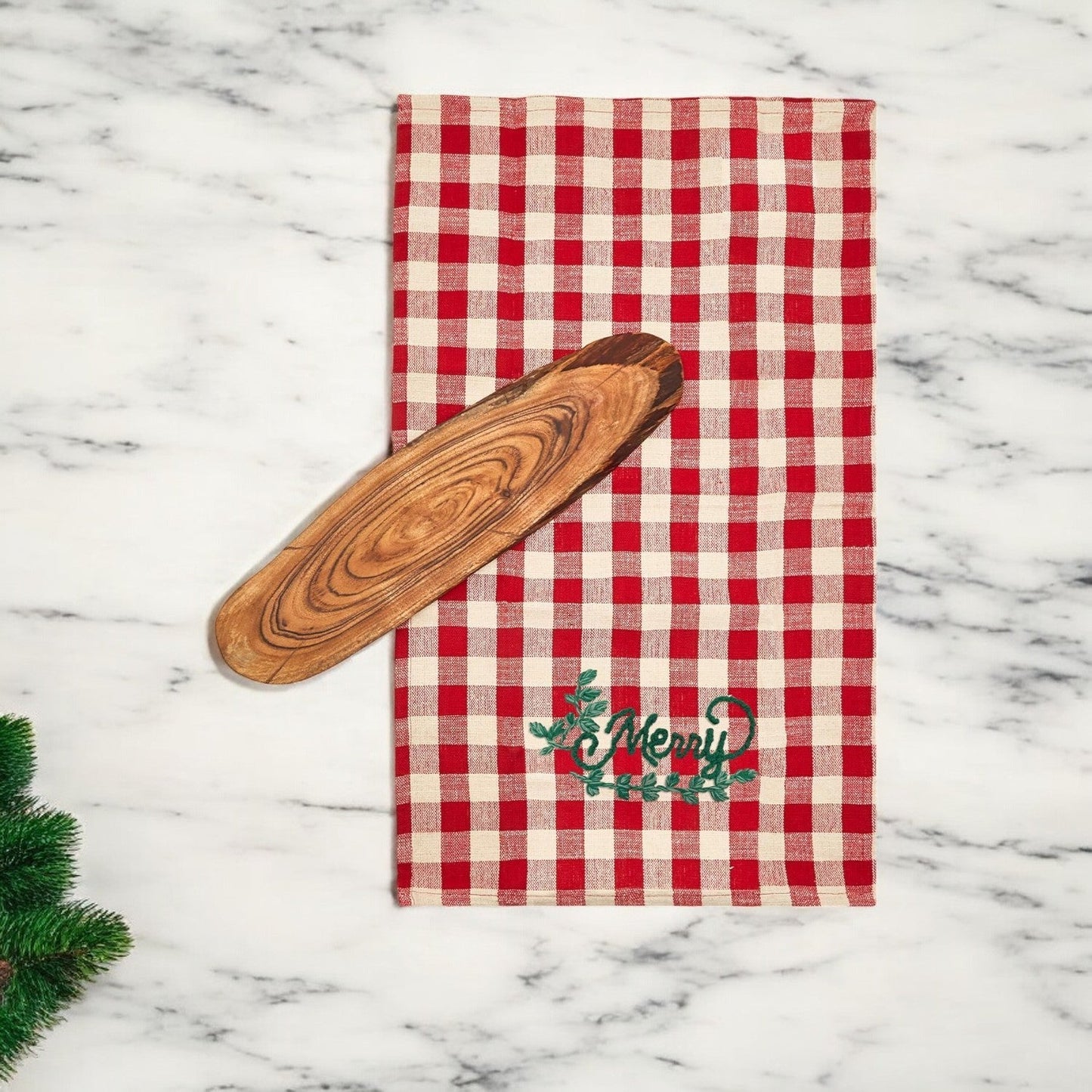 Holiday Charcuterie Board Set With Tartan Kitchen Towels - 2-Piece Gift