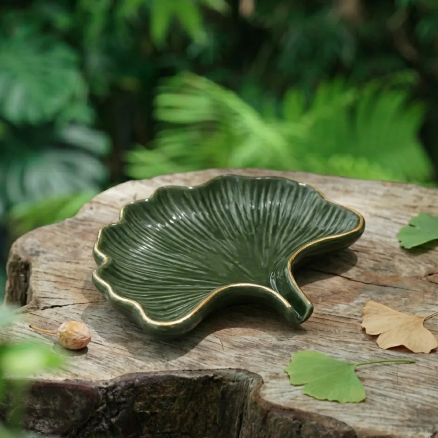 Soap Dish - Ceramic Golden Leaf